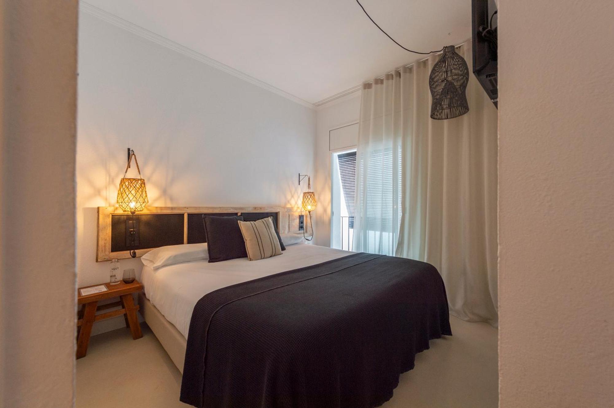 Hostal Boutique Es Menut Tossa de Mar Exterior photo